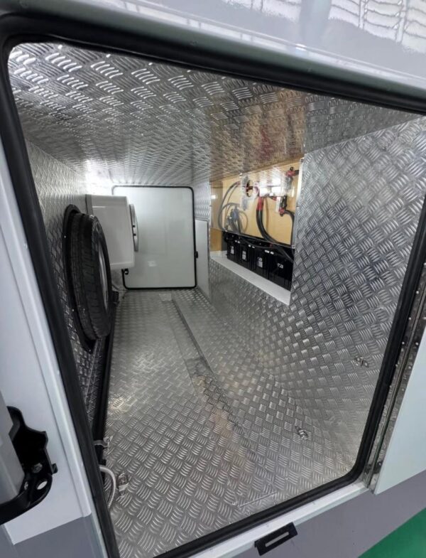 WhatsApp Image 2026-03-23 at 17.01.21 MG Motorhome (8.8m)