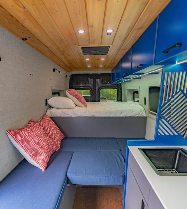 Dark Star” Sprinter 170